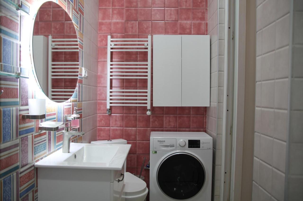 Cozy Apartment In Vake Tbilisi Eksteriør bilde